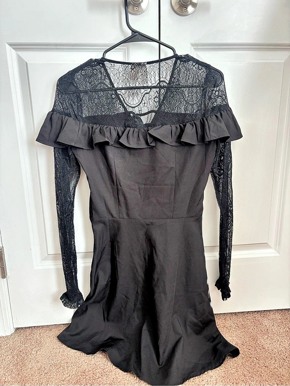 H&M Black Lace Mini Dress Size Small Like New